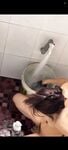 Chụp lén bà chị