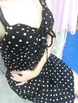 váy chấm bi nè
