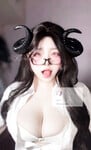 Nhìn mặt vừa xinh vừa Dâm