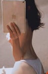 Em chưa 18, xem thôi đừng bắn