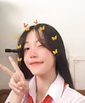 Đầu ti như hạt đậu, nhìn cưng thật