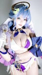 Em gái Cosplay mũm