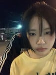 em lại nứng rồi các anh ơi