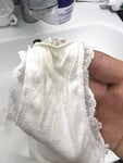 quần lót của chị dâu sau khi tắm
