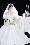 Ảnh cưới của vợ có gì