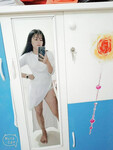 Em mẫu ruột nude cùng bộ trang phục áo dài