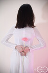 Em mẫu ruột nude cùng bộ trang phục áo dài