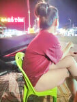 CHỤP LÉN CHỊ GÁI ÁO ĐỎ DÂM ĐÃNG
