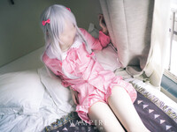 Cosplayer thủ dâm