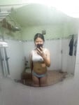 Em quỳnh nhiều Ảnh ít video có mấy cái 23g thoii 70k