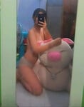 Em ny khoe thân với bạn trai