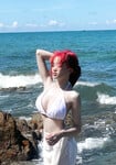 Mẹ dâm và con gái sexy