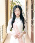 em hải yến mới 18 tuổi chụp kỉ yếu