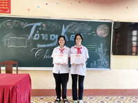 Bạn cùng lớp