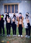 lột đồ ng lạ AI