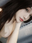 hot girl (mặt xinh)