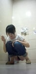 Chụp lén nữ sinh đi đái