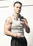 196cm 102kg