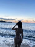 mình dây bikini