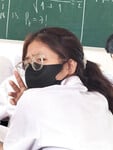 chụp lén mấy em hs