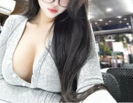 Em bé bán bưởi