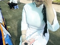 Mấy em gái vó to