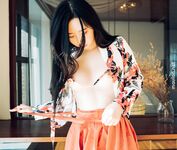Phơi hàng tắm nắng