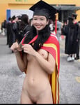 Lột đồ AI 2 chị em