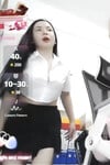 Album của e nhân viên văn phòng Auriel Bea lộ mặt móc lồn.