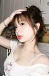 Đĩ N.ZaHan mặt ngây thơ zú bự