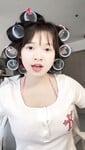 Đĩ N.ZaHan mặt ngây thơ zú bự