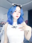 Mèo simmy bận đồ ngon quá