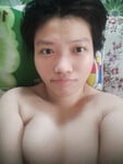 Bé gái móc lồn quá dử😍😍