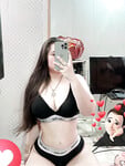 Em gái múp