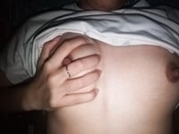Bím hồng dậm lông của bà chị hàng xóm 1 con vú vẫn múp