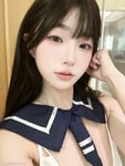 Gái xinh khoe vú lồn