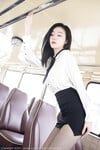 Trên chuyến xe khác về quê