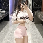 Chị họ sexy