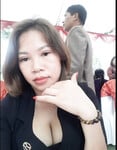 Máy bay vú bự