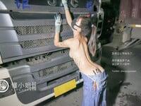 Đang sửa xe cho khách thì lên cơn nứng lồn và cái kết