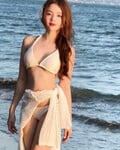 Lê Lý Lan Hương 1994