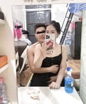 Chụp ảnh vợ mặc quần của chồng siêu dâm