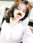 Bé Tuyết học sinh lớp 11
