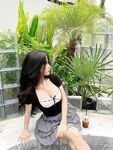 Cách lột đồ mấy em gái xinh ở mô tả