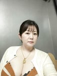 Vú non, Lồn múp