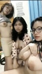 Ba đứa bạn thân dủ nhau khoe vú cho trai xem