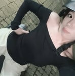 Chị họ siêu dâm