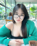 Không được áo vú