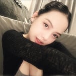 Nude bé Lâm Nhi