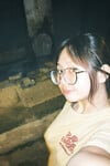 Nhà có đứa em gái mới lớn cứ thích phanh ngực thế này